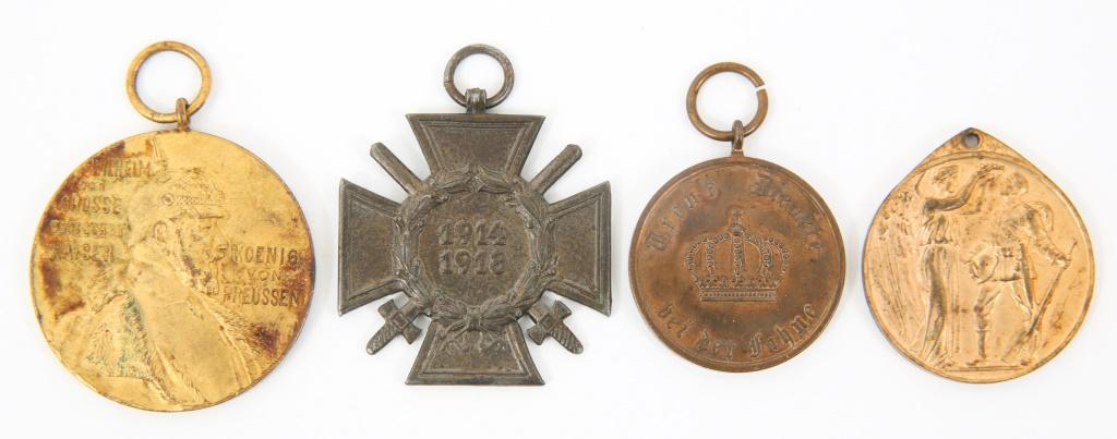 IMPERIAL WWI GERMAN HONOR MEDALS CROSS & MEDALS: IMPERIAL WWI GERMAN HONOR MEDALS CROSS & MEDALS (1) WWI German Honor Legion circular medal "Furg Dagerland" (2) WWI German Honor Cross marked "Erbe" on the back. (3) Treue Dienste bei der fahne 12-yea