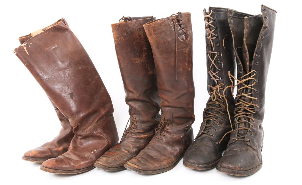 WWI US & BRITISH CAVALRY BOOTS LOT OF 3: WWI US & BRITISH CAVALRY BOOTS LOT OF 3 (1) Black leather, full lacing. Marked "US ROYAL" on the soles. 11" long soles. (2) Brown leather, short lacing. 11" long soles. (3) Brown leather. No lacing 11