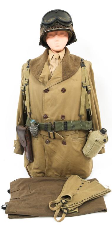 WWII US ARMY OFFICER UNIFORM FIELD GEAR MANNEQUIN: WWII US ARMY OFFICER UNIFORM FIELD GEAR MANNEQUIN WWII US Army Officer field uniform & web gear display mannequin. Includes 1- WWII US M1 combat helmet, front seam, swivel bales, camo net, post war OD