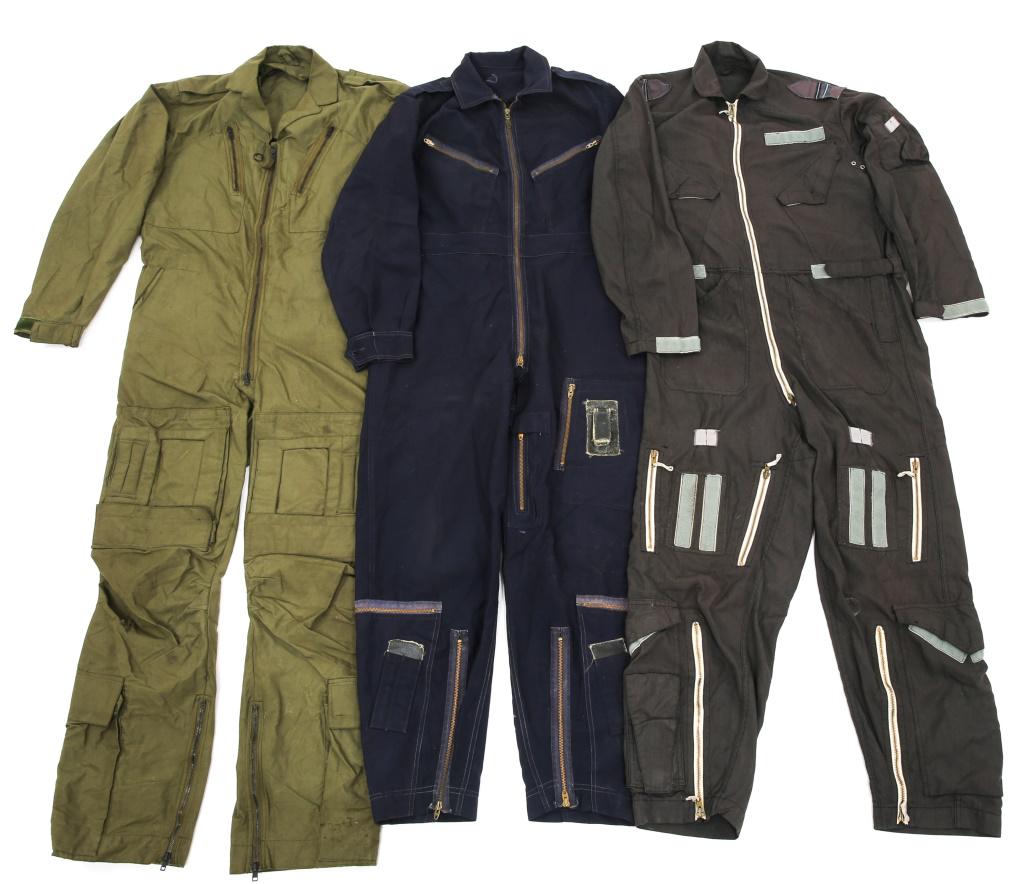 WORLD AIR FORCE AVIATON CREW COVERALLS LOT OF 3: WORLD AIR FORCE AVIATON CREW COVERALLS LOT OF 3 World Air Forces Aviation Crew Coveralls. Lot of 3. Navy blue, green and dark gray colors. Size: M - L
