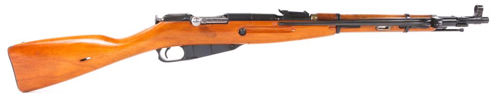 1946 IZHEVSK MOSIN NAGANT M44 7.62x54R CARBINE: 1946 IZHEVSK MOSIN NAGANT M44 7.62x54R CARBINE 1946 Izhevsk Mosin Nagant Model 44 7.62x54Rmm Carbine. Import mark of "CAI St. Alb, VT" under muzzle. "M44 Russia 7.62x54R" marked right of muzzle. Recei