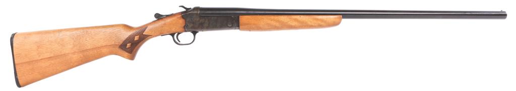 STEVENS SAVAGE MODEL 94F 16 GAUGE SHOTGUN: STEVENS SAVAGE MODEL 94F 16 GAUGE SHOTGUN Stevens Savage model 94F 16 Gauge Break Over Shotgun. The receiver is marked "Stevens Model 94F Savage Arms Westfield, Mass". 2.75" chamber with modified chok