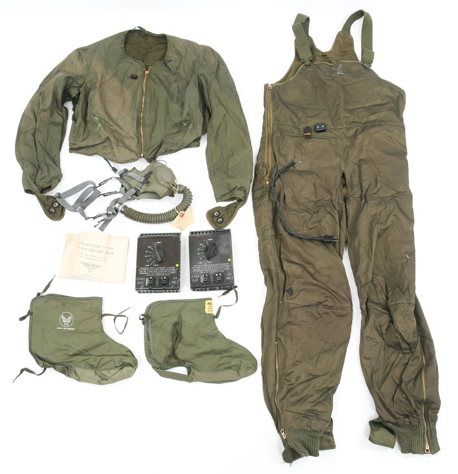 WWII USAAF AIR CREW HEATED F-3 SUIT & A-3 GAS MASK: WWII USAAF AIR CREW HEATED F-3 SUIT & A-3 GAS MASK WWII USAAF aviation air crew heated suit and A-3 gas mask. (1) Electronically heated jacket for Type F-3 suit, by General Electric. Size: Large-regul