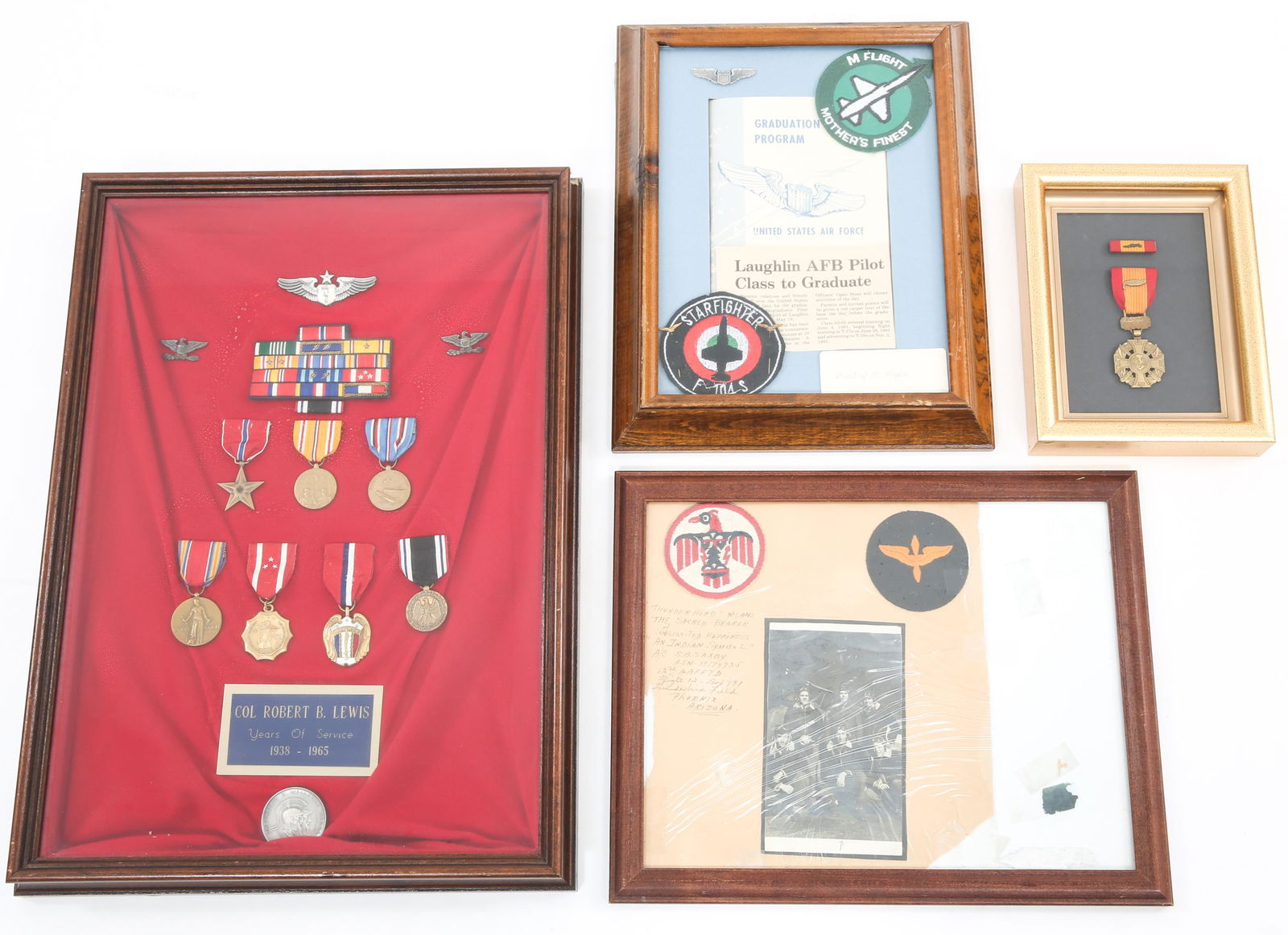 WWII USAF FLIGHT SURGEON MEDAL & PATCH NAMED GROUP: WWII USAF FLIGHT SURGEON MEDAL & PATCH NAMED GROUP WWII USAAF / USAF Flight Surgeon Medal & Patch Named Aviator's Grouping. Named to Col. Robert B. Lewis. Years of service 1938 - 1965. Lot includes: (