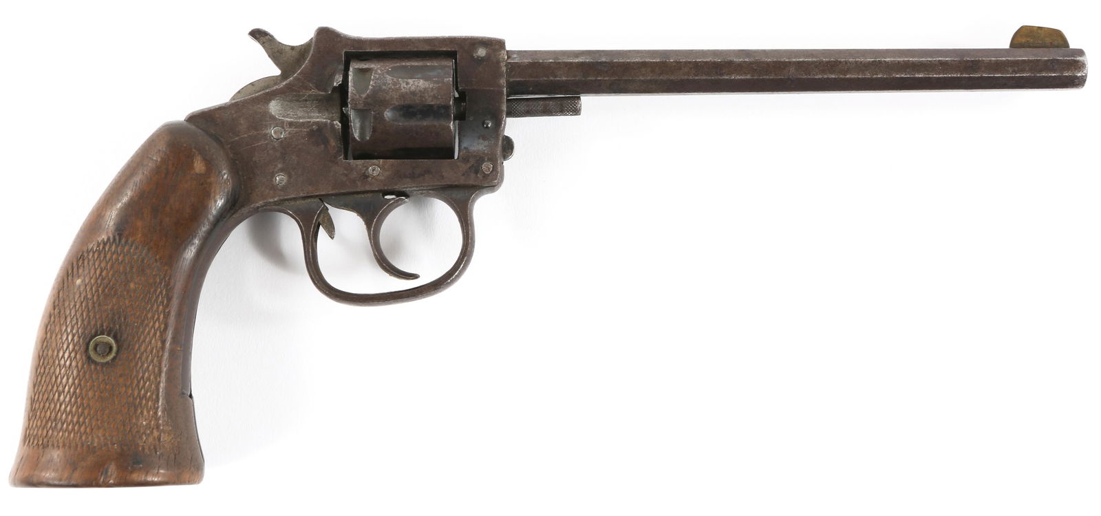 H&R TRAPPER MODEL .22LR DOUBLE ACTION REVOLVER: H&R TRAPPER MODEL .22LR DOUBLE ACTION REVOLVER Harrington & Richardson Trapper Model Double Action Revolver with Leather Holster. 7-shot fluted revolver. Checkered wood grips. Caliber / Gauge: .22 LR