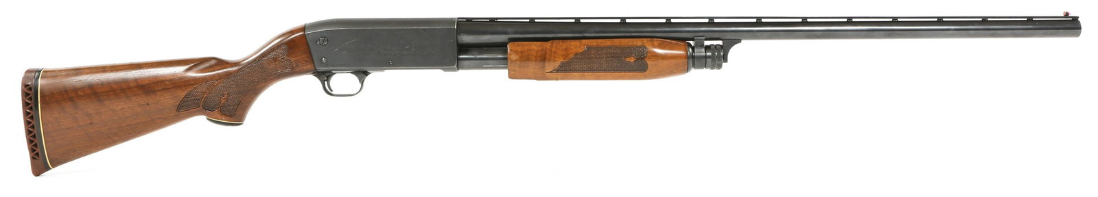 ITHACA MODEL 37 FEATHERLIGHT 12 GAUGE SHOTGUN: ITHACA MODEL 37 FEATHERLIGHT 12 GAUGE SHOTGUN Ithaca model 37 Featherlight 12 gauge pump-action shotgun. 2.75" chamber. Modified choke. Checkered walnut stock, and blued finish. Vent-rib 28" roto-forg