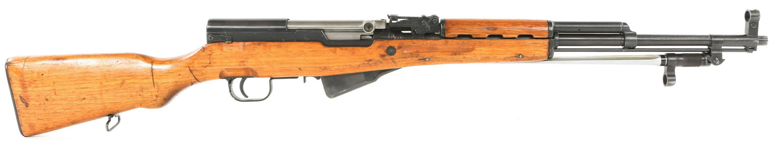 CHINESE FACTORY 26 SKS 7.62x39mm RIFLE: CHINESE FACTORY 26 SKS 7.62x39mm RIFLE Chinese Factory 26 SKS Type 56 7.62x39mm Semi Automatic Rifle. Manufactured from 1962-1969. The receiver has the Jianshe Arsenal Factory 26 mark. The stock is ma