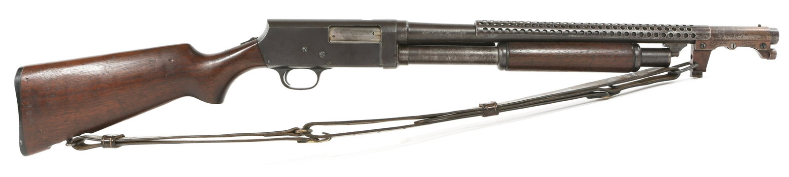 WWII US STEVENS MODEL 520-30 12 GA TRENCH SHOTGUN: WWII US STEVENS MODEL 520-30 12 GA TRENCH SHOTGUN WWII US Stevens model 520-30 12 gauge pump-action Trench Shotgun. Walnut stock. Blued finish. 2.75" chamber. Cylinder choke. Barrel shroud. Bayonet lu