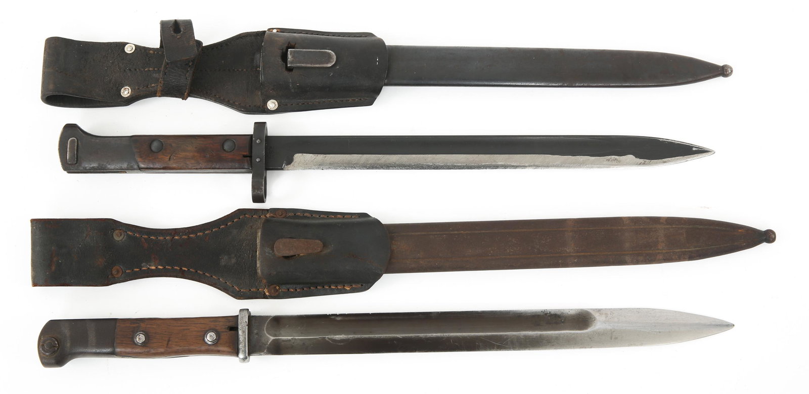 WWI GERMAN M1918 & WWI CZECH CSZ-P BAYONETS: WWI GERMAN M1918 & WWI CZECH CSZ-P BAYONETS WWI German M1918 & WWI Czech CSZ-P bayonets lot of 2. (1) German M1918 Type I bayonet. Ricasso maker marked "SAMSON WERK". Marked spine and crossguard. Blad