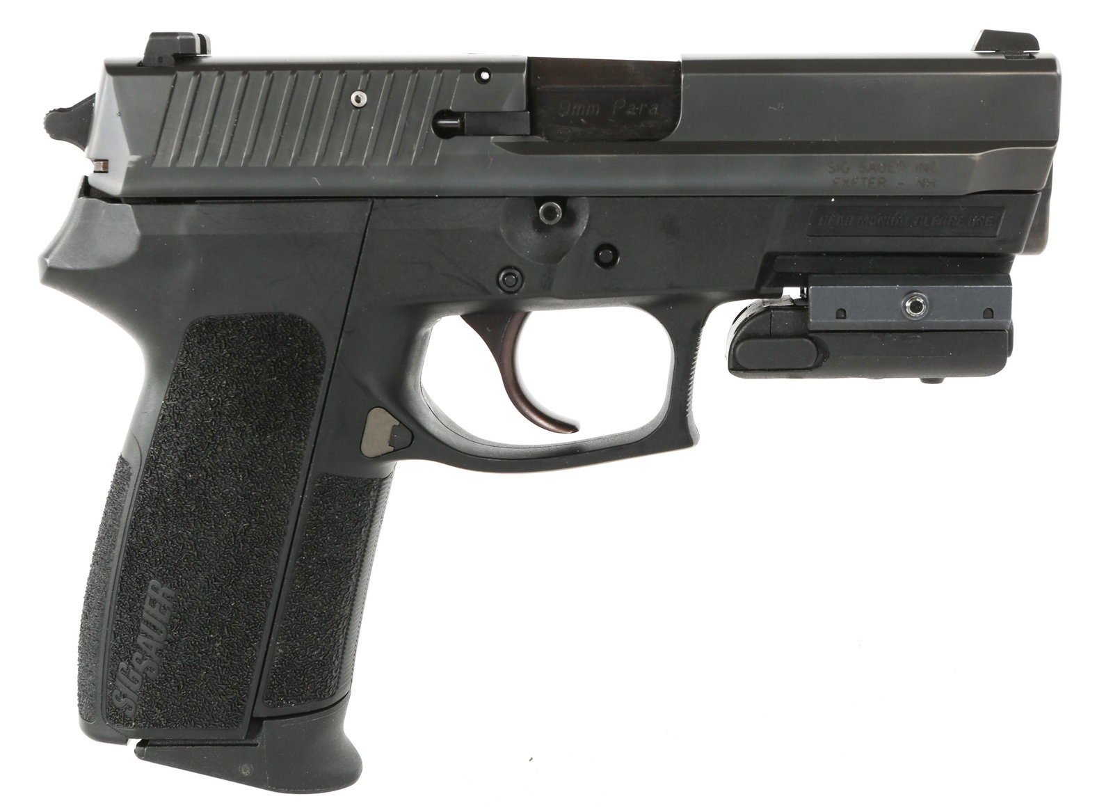 SIG SAUER SP2022 SEMI AUTOMATIC 9mm PISTOL: SIG SAUER SP2022 SEMI AUTOMATIC 9mm PISTOL Sig Sauer model SP2022 semi-automatic 9mm pistol. Black frame, parkerized slide, composite grips. Sig Sauer laser sight. Two magazines. Factory hard case. Ca