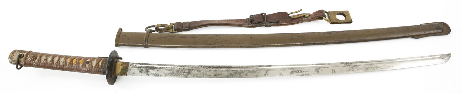 WWII JAPANESE NCO TYPE 95 GUNTO SWORD WITH HANGER: WWII JAPANESE NCO TYPE 95 GUNTO SWORD WITH HANGER WWII Imperial Japanese Army NCO's Type 95 "Shin-Gunto" sword. bright blade with fuller. Matching Serial number "113366". Olive Drab painted steel scab