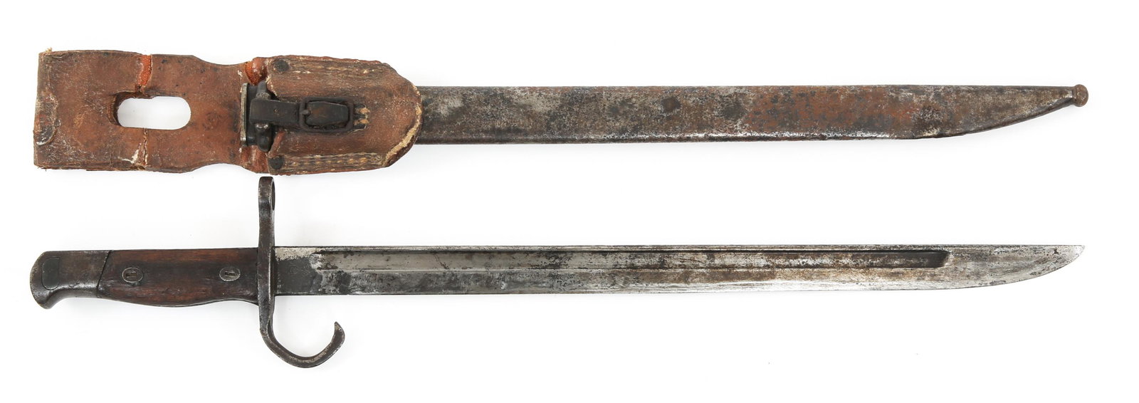 WWII JAPANESE BAYONET TYPE 30 WITH SCABBARD & FROG: WWII JAPANESE BAYONET TYPE 30 WITH SCABBARD & FROG WWII Japanese Bayonet Type 30. Bright blade with fuller and hook cross guard. Manufacture logo "Tokyo Arsenal" on the ricasso. Serial number & Kanji 