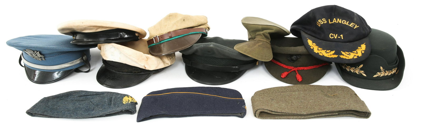 US ARMY & WORLD MILITARY HEADGEAR LOT OF 12: US ARMY & WORLD MILITARY HEADGEAR LOT OF 12 US Armed Forces and World military headgear, lot of 12. US Army & USMC Female covers, Navy whites, US Army and USAF, West German overseas caps, Italian side