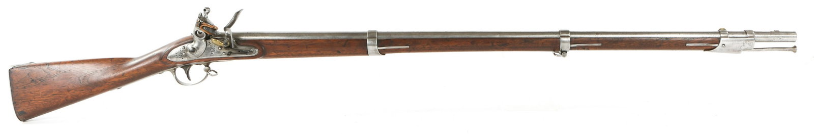 1828 HARPERS FERRY MODEL 1816 .69 CALIBER MUSKET: 1828 HARPERS FERRY MODEL 1816 .69 CALIBER MUSKET 1828 Harpers Ferry Type III Model 1816 .69 Caliber Flintlock Musket. The lockplate is stamped "1828 Harpers Ferry" with the US Eagle. The flat is stamp