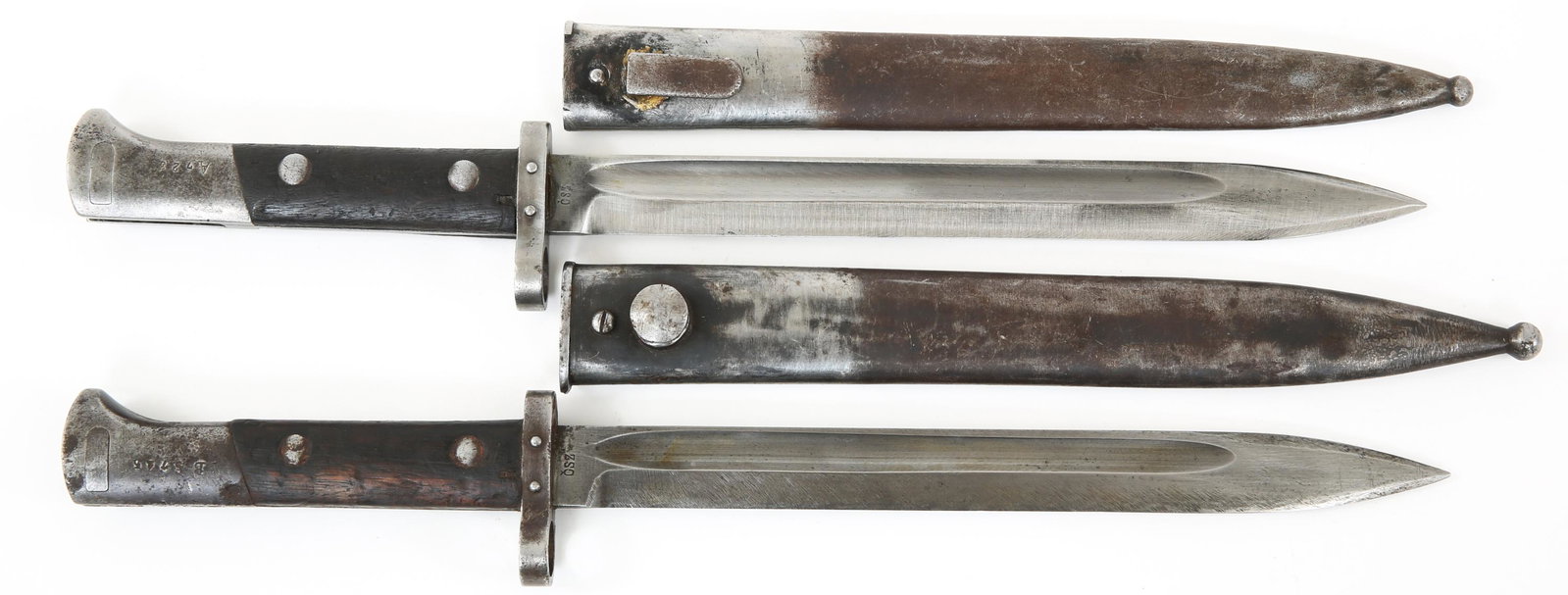 CZECHOSLOVAKIAN VZ23 BAYONET & SCABBARD LOT OF 2: CZECHOSLOVAKIAN VZ23 BAYONET & SCABBARD LOT OF 2 WWII Czech VZ23 bayonet with scabbard, lot of 2. Both have single edged inverted bright blade with fuller. Has the same manufacture maker marks on the 