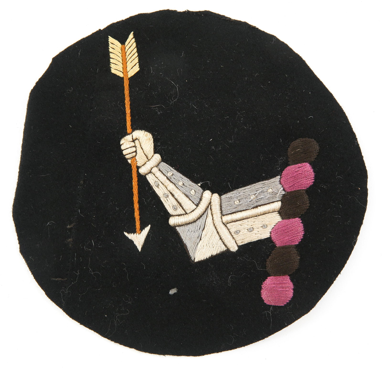 WWII USAAF SQUADRON FLIGHT JACKET PATCH: WWII USAAF SQUADRON FLIGHT JACKET PATCH WWII USAAF Squadron Flight Jacket Patch. Patch depicts a medieval armored arm clutching an arrow. Embroidered fabric measures 6" by 4.75".