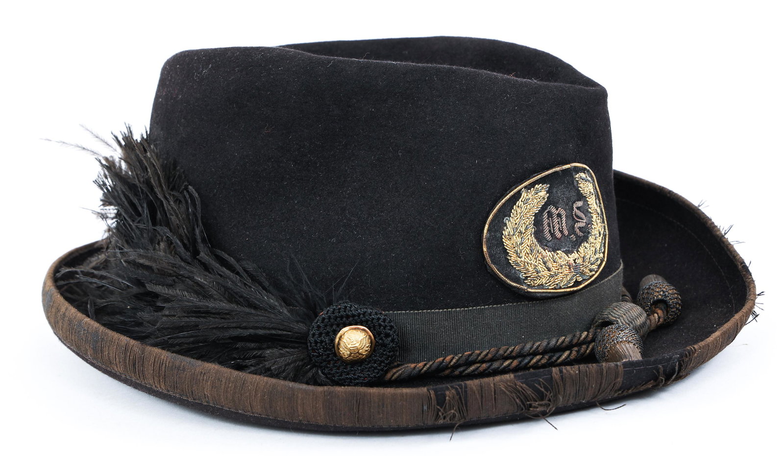 CIVIL WAR ASSISTANT SURGEON OFFICER SLOUCH HAT: CIVIL WAR ASSISTANT SURGEON OFFICER SLOUCH HAT Civil War Union Officer Slouch hat, Identified to "William P. Book", Assistant Surgeon of the 50th Pennsylvania Volunteers. Constructed of fine wool blac