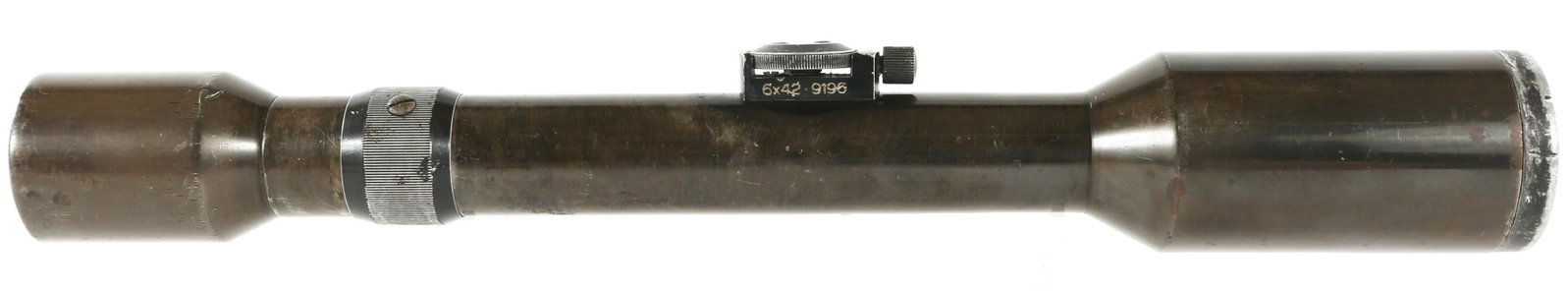 WWII GERMAN AJACK 6x42 SNIPER RIFLE SCOPE: WWII GERMAN AJACK 6x42 SNIPER RIFLE SCOPE WWII German Ajack 6x42 sniper rifle scope. Marked on adjustment knob "Ajack Germany" opposite side marked "6x42 9196". Size / Gauge: 6x42