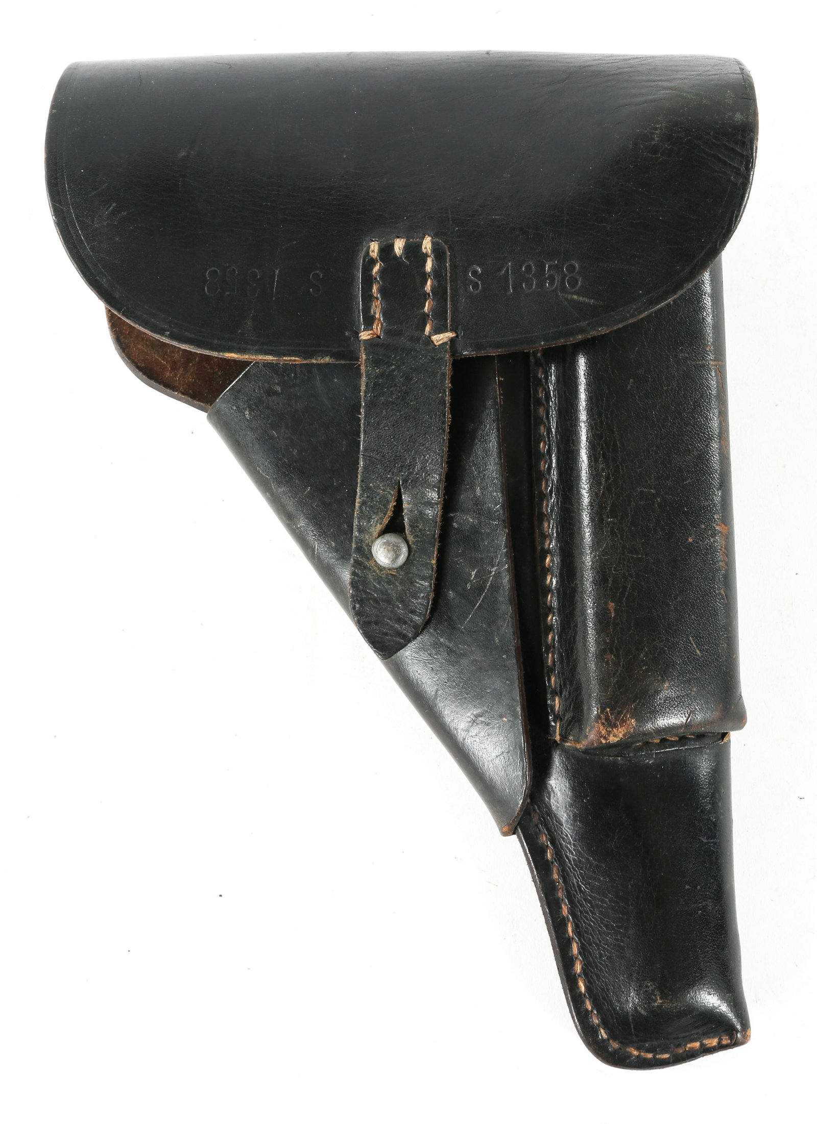 1944 WWII GERMAN P38 PISTOL LEATHER HOLSTER: 1944 WWII GERMAN P38 PISTOL LEATHER HOLSTER WWII German P.38 Pistol Leather Holster. Stamped with Waffenamt "WaA23" Hans Römer Neu-Ulm, Donau 1943-44. Stamped "bml/44" on top of holster. Includes one