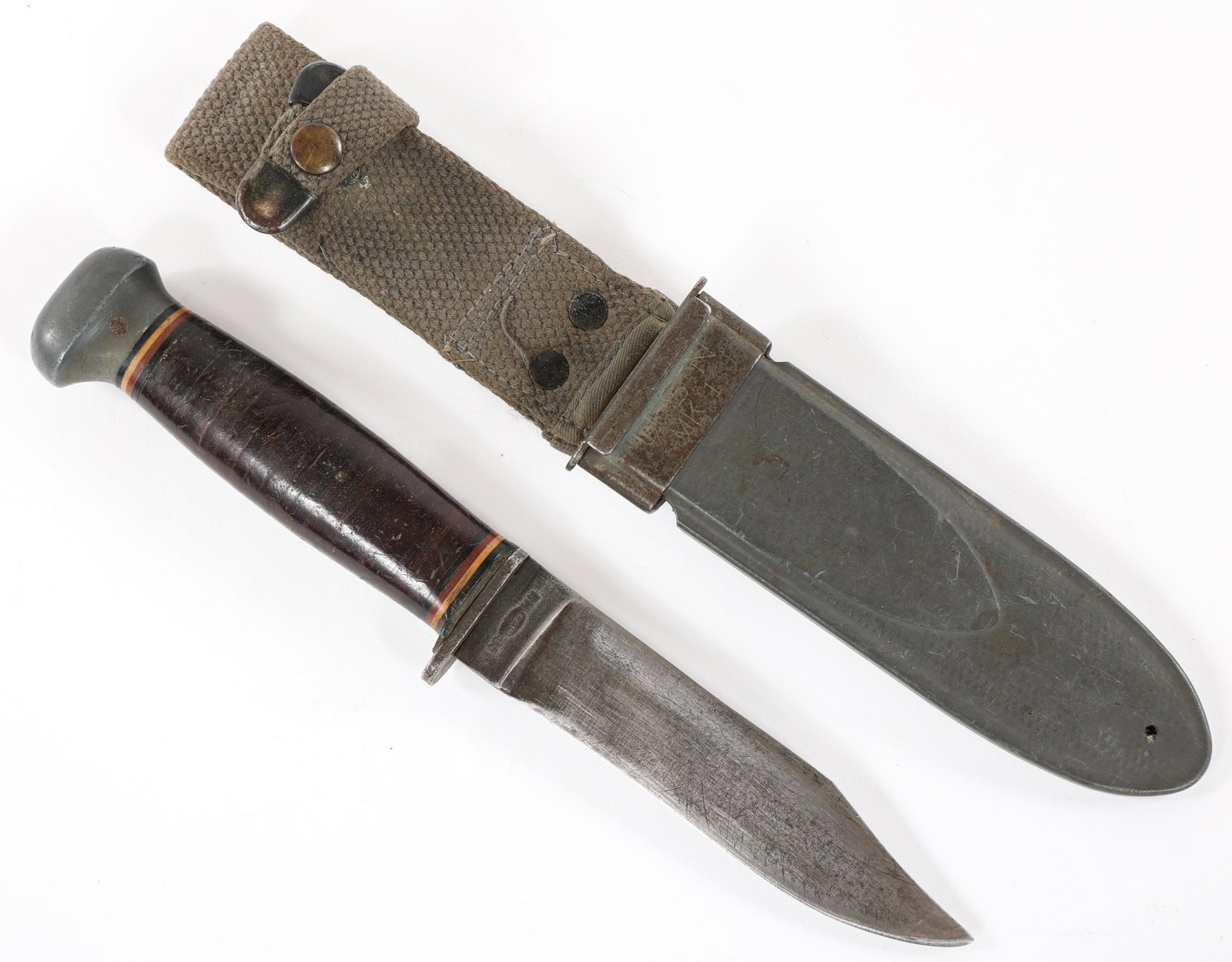 WWII USN NAVY MARK I UTILITY KNIFE PAL RH35: WWII USN NAVY MARK I UTILITY KNIFE PAL RH35 WWII USN Navy mark I Utility knife. Clip point blade without fuller. Stamped "U.S.N. Mark I" on one side of the ricasso and "RH-35 PAL, made in USA" on the 
