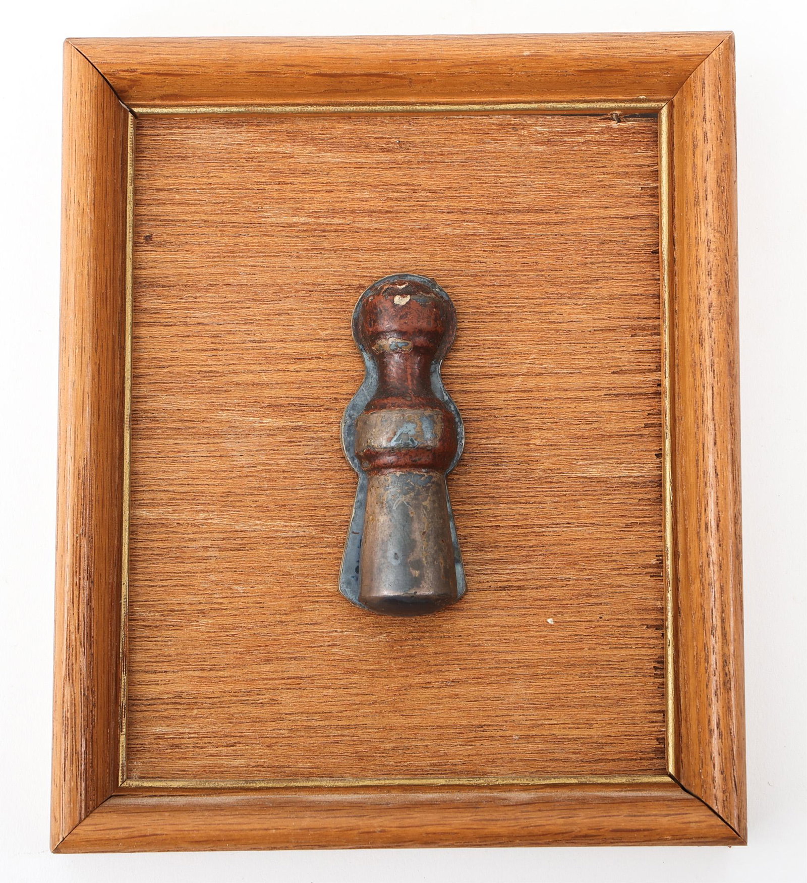 SILVER KEYHOLE FROM GENERAL LEE'S HOME IN RICHMOND: SILVER KEYHOLE FROM GENERAL LEE'S HOME IN RICHMOND Solid Silver Keyhole with Swinging Cover from General Robert E. Lee’s Home in Richmond, Virginia. Provenance: Consignor acquired the keyhole and co