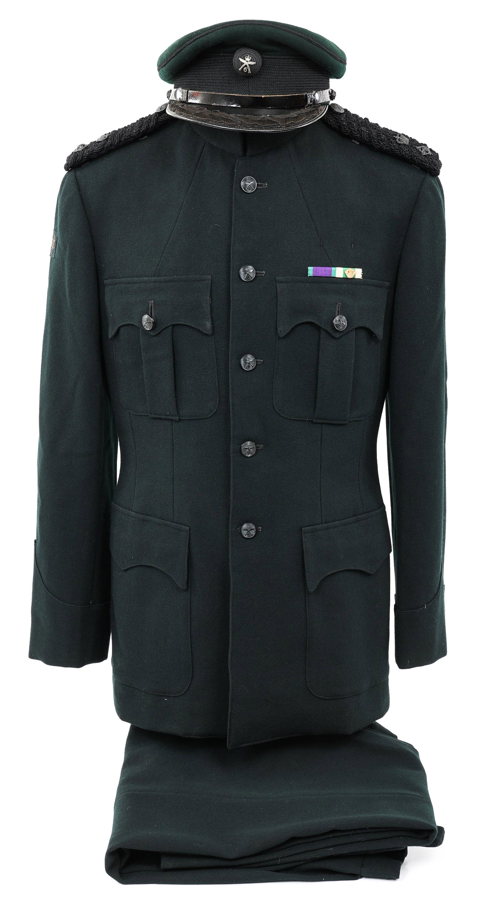 BRITISH 6th GURKHA RIFLES OFFICER DRESS UNIFORM: BRITISH 6th GURKHA RIFLES OFFICER DRESS UNIFORM British 6th Gurkha Rifles Officer Dress Uniform. Identified to Lt Colonel "Nigel A. Collett", Commanding Officer of the 6th Gurkha Rifles Regiment from 