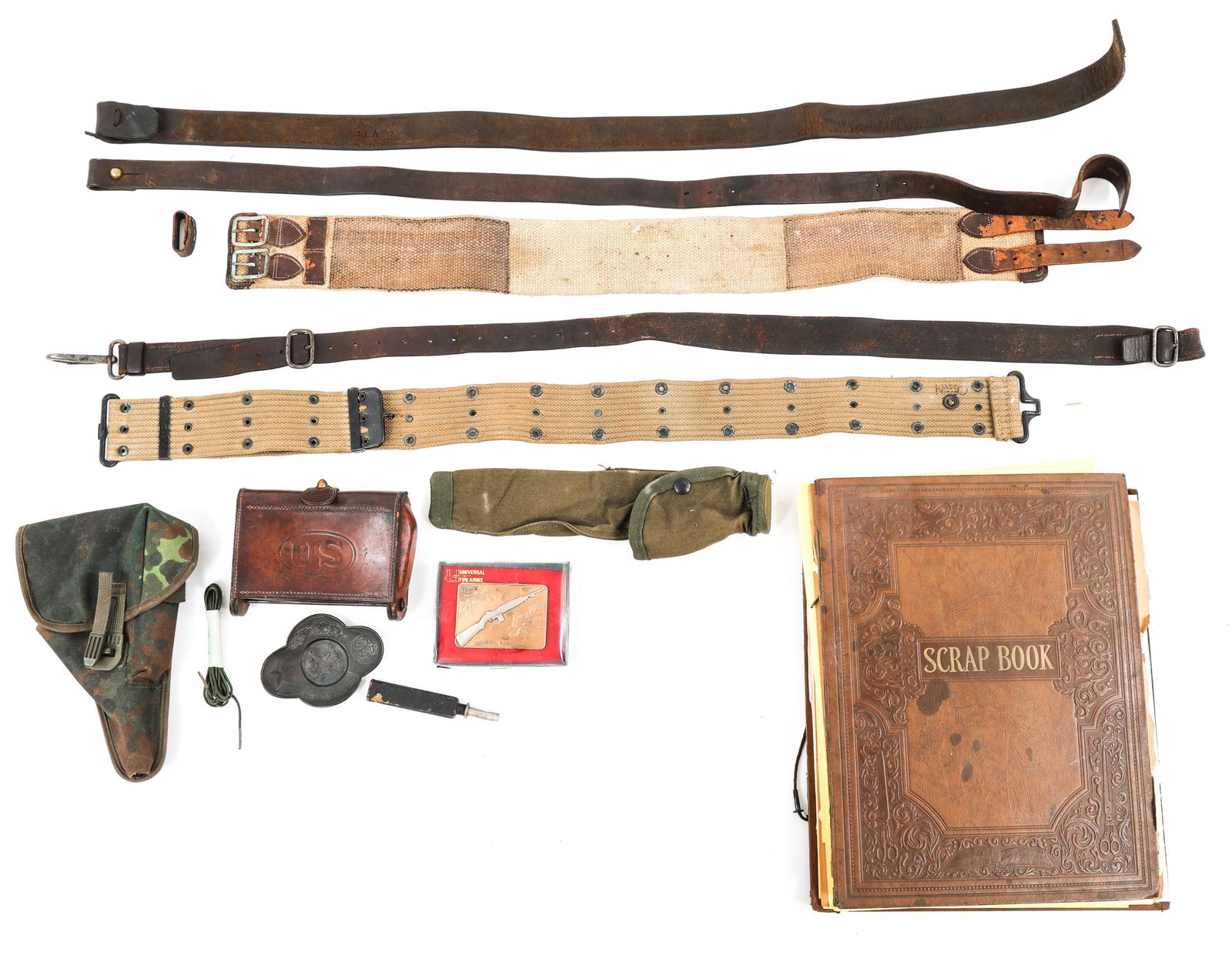 WWII US ARMY SCRAPBOOK & MILITARIA BONANZA LOT: WWII US ARMY SCRAPBOOK & MILITARIA BONANZA LOT Militaria Bonanza lot. Includes: (1) WWII US Army Tank Battalion scrapbook of "Albert A Cunnigham" , various documents, newspaper articles, postcards, TD