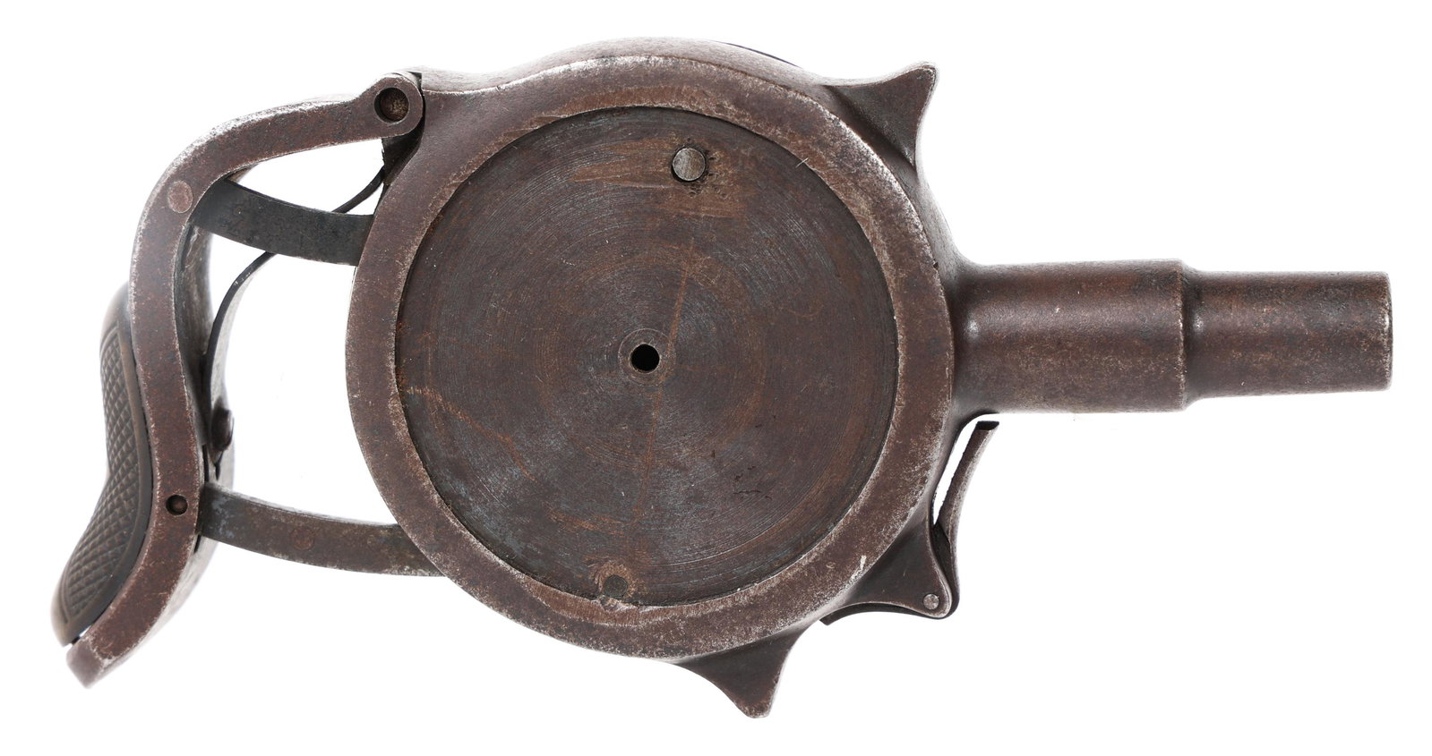 CHICAGO ARMS PALM PROTECTOR .32 CAL REVOLVER: CHICAGO ARMS PALM PROTECTOR .32 CAL REVOLVER | Chicago Arms Co. Model Palm Protector .32 caliber revolver. Side plate stamped "Chicago Arms Co. Chicago Ill.". Hard rubber palm pad. Caliber / Gauge: 32