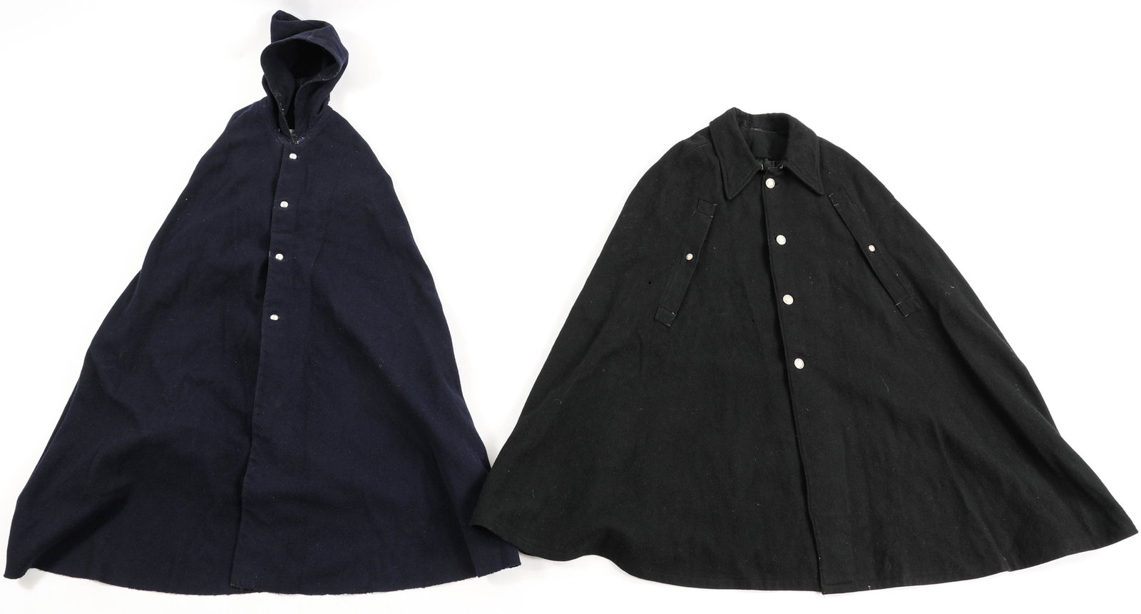 WWII FRENCH CHASSEUR ALPIN CAPE LOT OF 2: WWII FRENCH CHASSEUR ALPIN CAPE LOT OF 2 WWII French "Chasseur Alpin" Model 1892 modified 1930's, Enlisted Man / NCO's Capes. (1) French Chasseur, hooded cape, dark blue heavy wool, silver buttons, re