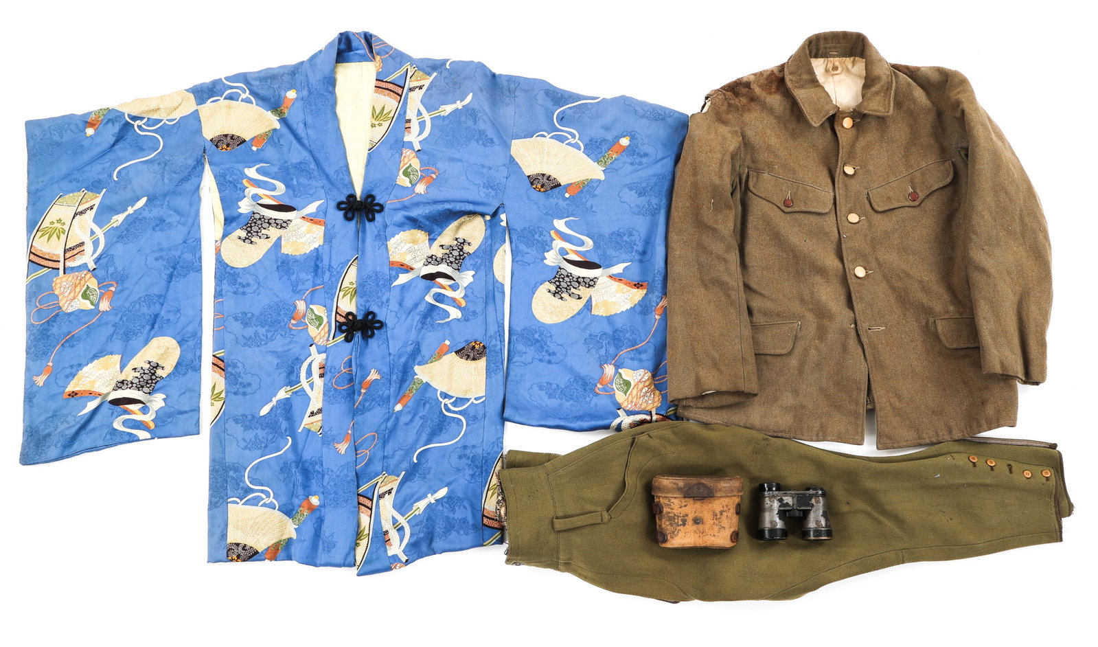 WWII JAPANESE IMPERIAL ARMY UNIFORM & BINOCULARS: WWII JAPANESE IMPERIAL ARMY UNIFORM & BINOCULARS (1) WWII Imperial Japanese Army Officer Binoculars with Tropical Case, US captured "Luzon" dated 1944. (1) WWII Japanese Imperial Army Wool Uniform, en