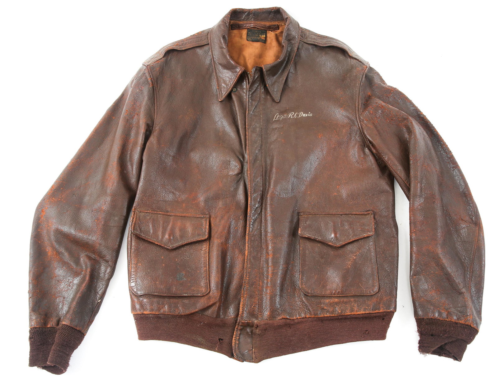 WWII US AAF NAMED PILOT A2 LEATHER FLIGHT JACKET: WWII US AAF NAMED PILOT A2 LEATHER FLIGHT JACKET WWII US Army Air Force Named Pilot A-2 Leather Flight jacket. Identified to Lt Jr R.C Davis. Showing heavy wear on the left arm up to the shoulder and 