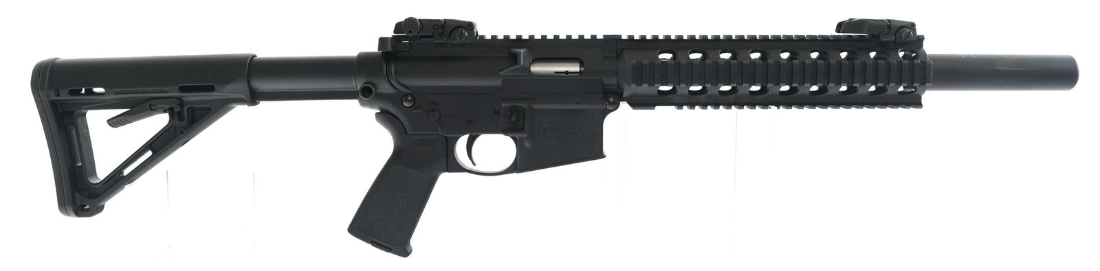 SMITH & WESSON MODEL M&P 15-22 .22 LR CAL RIFLE: SMITH & WESSON MODEL M&P 15-22 .22 LR CAL RIFLE Smith & Wesson M&P 15-22 semi automatic .22LR caliber rifle. Flat top polymer upper. Magpul front and rear adjustable flip up sights. Polymer quad rail