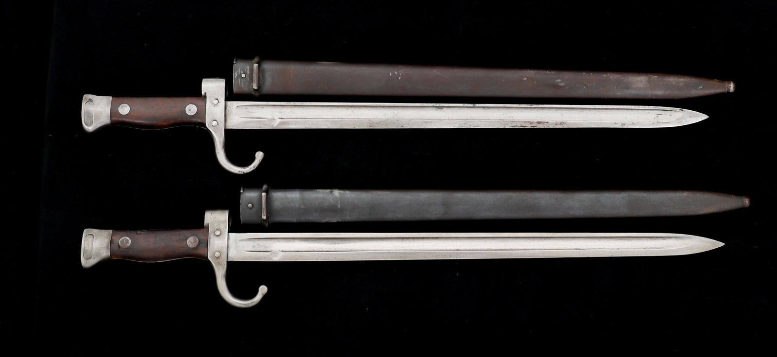 FRENCH M1892 LEBEL BERTHIER BAYONETS LOT OF 2 (1 of 9)
