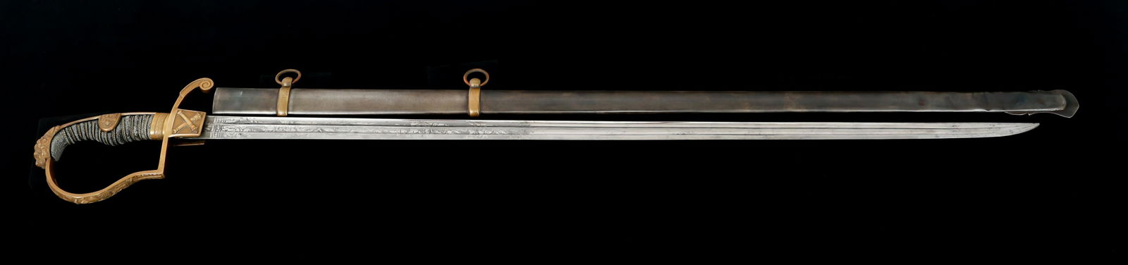 IMPERIAL GERMAN ARTILLERY OFFICER LIONHEAD SWORD (1 of 17)