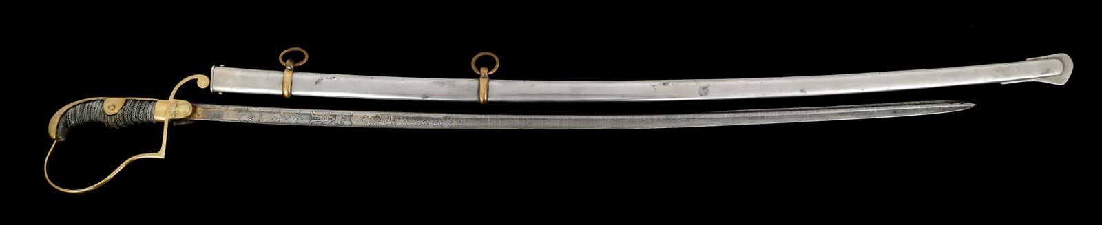 GERMAN 4th GUARDS GRENADIER PRESENTATION SWORD (1 of 17)
