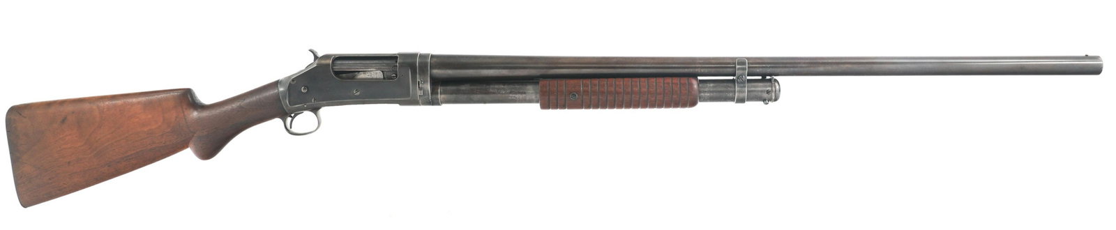 WINCHESTER MODEL 97 12 GAUGE PUMP ACTION SHOTGUN: WINCHESTER MODEL 97 12 GAUGE PUMP ACTION SHOTGUN 1899 Winchester Model 97 12 gauge pump action shotgun. 2.75" shell. Full choke. Blued finish. Wood stock and fore grip. Bead front sight. | Caliber / G