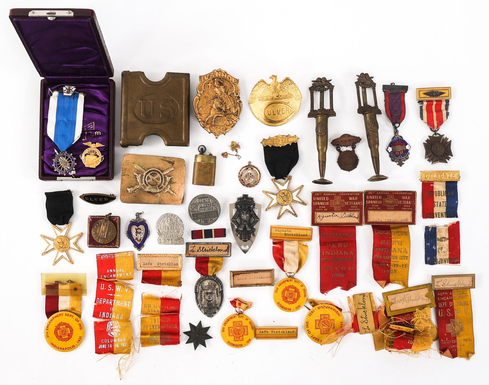 19th C. - WWI VETERAN MEDALS, BUTTONS, & BUCKLES: 19th C. - WWI VETERAN MEDALS, BUTTONS, & BUCKLES 19th Century - WWI Veteran Club Membership Medals, Buttons, and Buckles. Including Span-Am War, Independent Order of the Odd Fellows, Daughters of the 