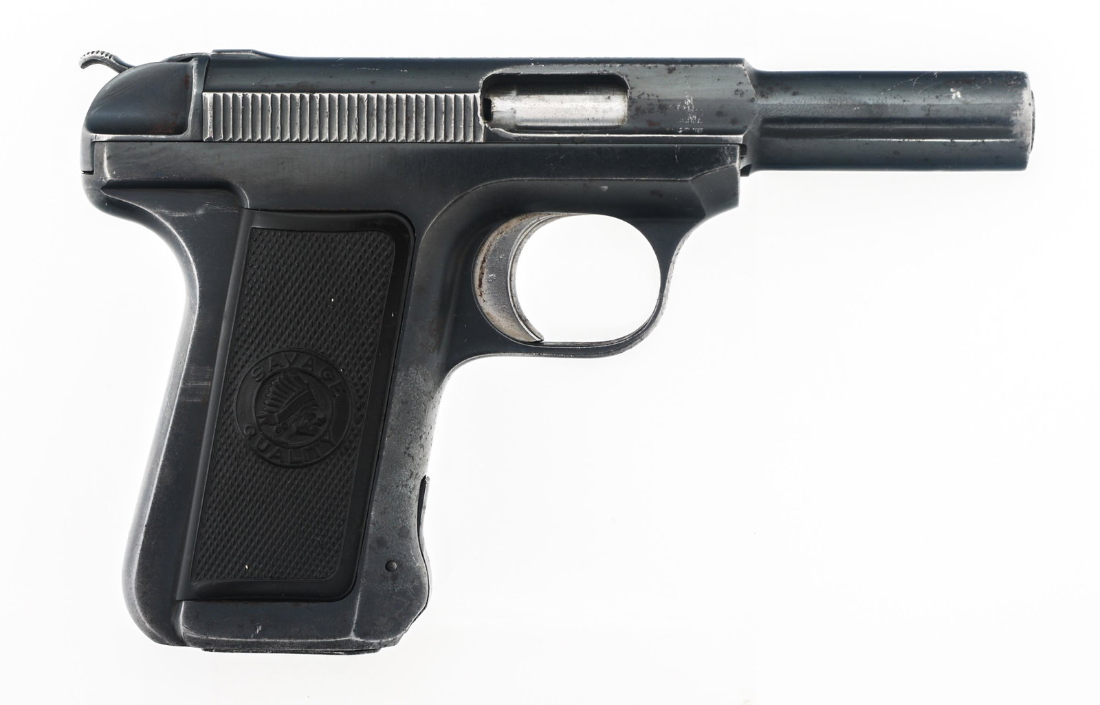 SAVAGE MODEL 1907 SEMI AUTOMATIC .32 CAL PISTOL: SAVAGE MODEL 1907 SEMI AUTOMATIC .32 CAL PISTOL Savage Model 1907 semi automatic .32 caliber pistol. Blued finish. Checkered hard rubber Savage Quality grips. Fixed sights. One magazine. Caliber / Gau