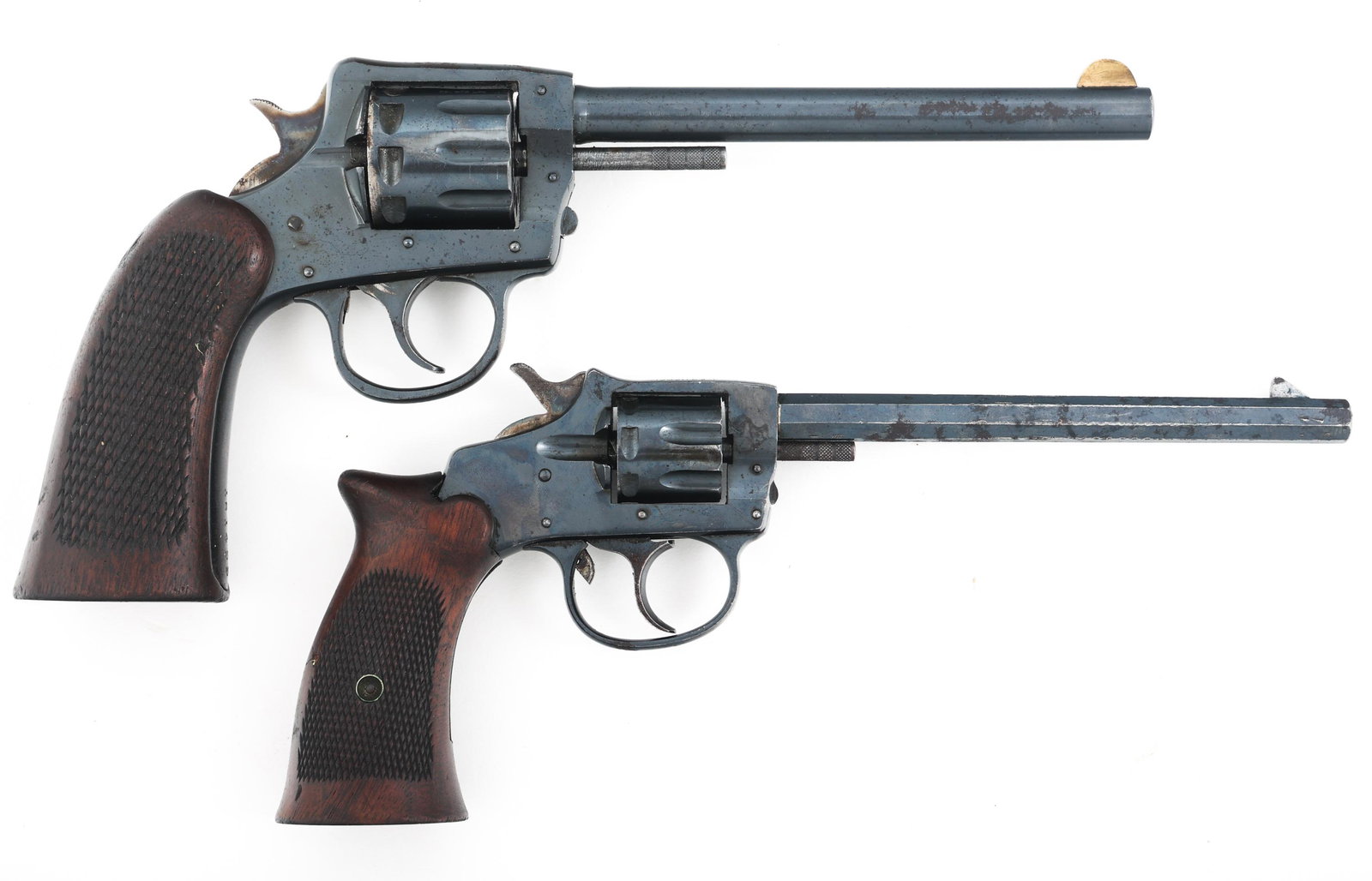 H&R .22 CALIBER DA REVOLVERS FOR REPAIR LOT OF 2: H&R .22 CALIBER DA REVOLVERS FOR REPAIR LOT OF 2 Harrington & Richardson .22 caliber double action revolver lot of 2. For repair. Model 922 and Model 1906. Blue finishes and checkered walnut grips. Ca