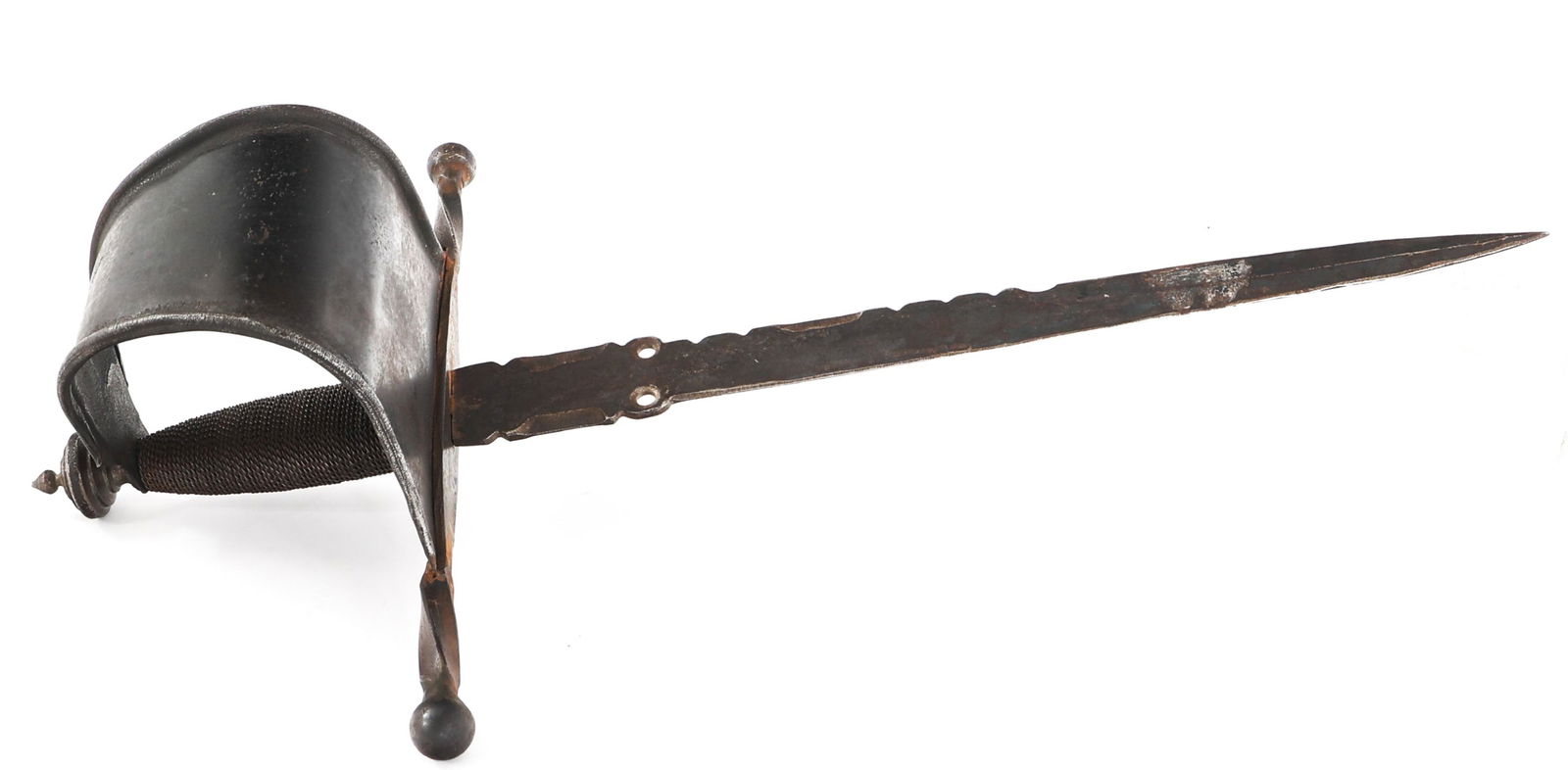 18th C. SPANISH MAIN GAUCHE PARRYING DAGGER: 18th C. SPANISH MAIN GAUCHE PARRYING DAGGER 18th C. Spanish Main Gauche Left Hand Parrying Dagger. Double edged blade. Sail type guard. Steel hilt with wood and wire wrapped grip. Blade Length: 14 3/4