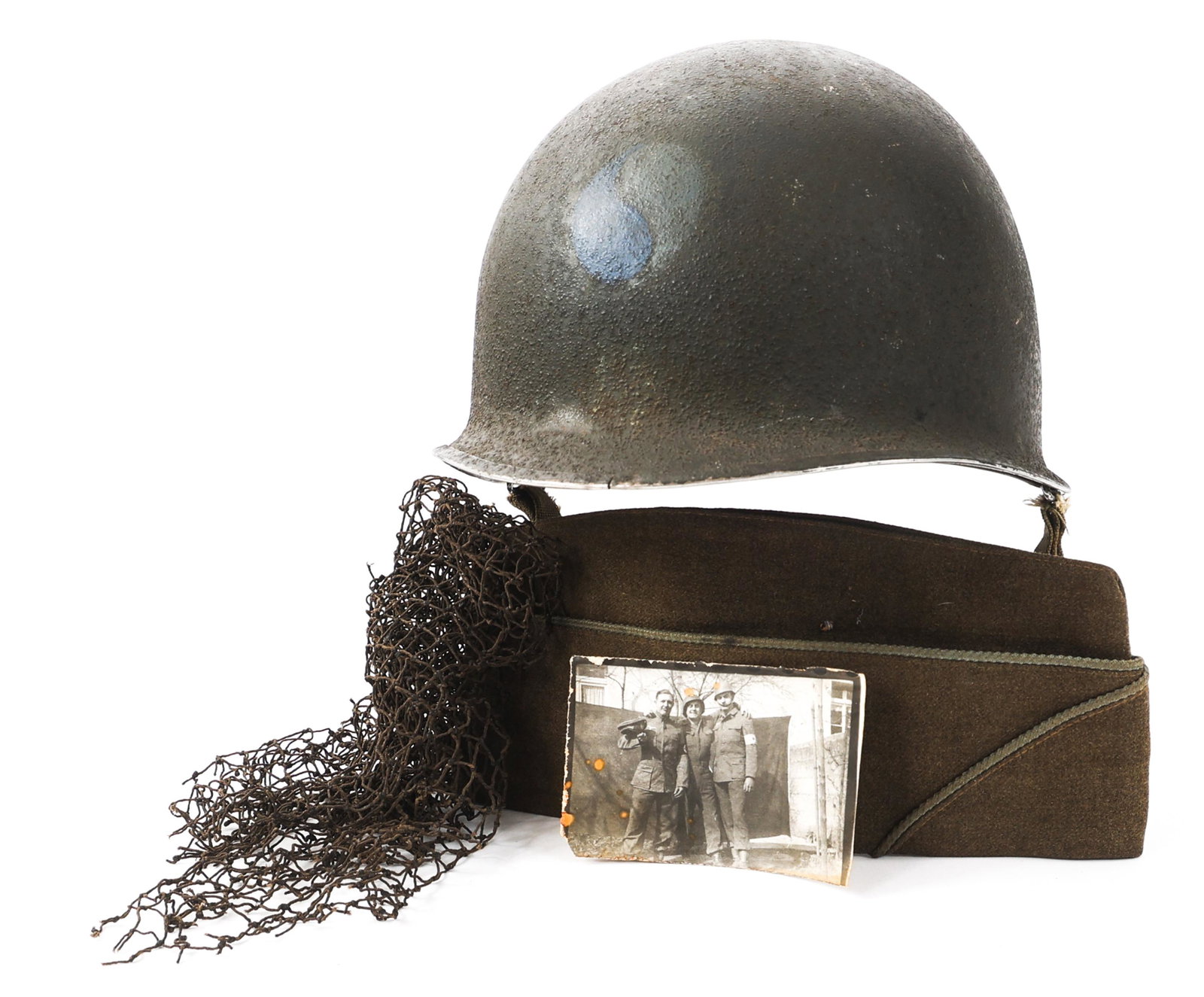 WWII US ARMY 29th INFANTRY DIVISION M1 HELMET: WWII US ARMY 29th INFANTRY DIVISION M1 HELMET WWII US Army 29th Infantry Division M1 Combat Helmet and Garrison Cap. (1) M1 Combat Helmet, Mid 43 production, McCord shell, only visible serial number "