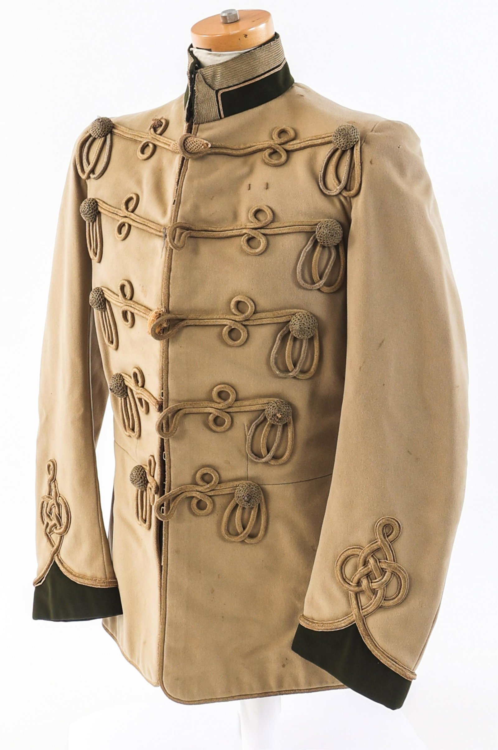 19th C. BRITISH ROYAL MADRAS HUSSARS ATTILA TUNIC: 19th C. BRITISH ROYAL MADRAS HUSSARS ATTILA TUNIC 19th C. British Royal Madras Hussars Attila Tunic. Khaki and dark green, fine wool construction. Khaki cotton cords / frogging. Tailor / name tag pres