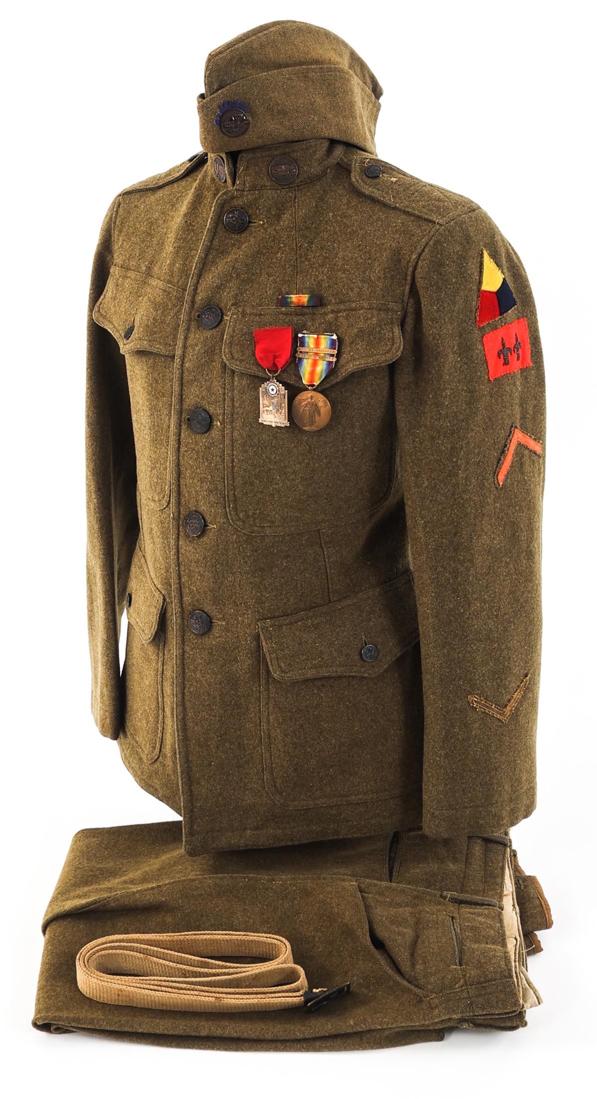 WWI AEF TANK CORPS NCO M1917 UNIFORM SET: WWI AEF TANK CORPS NCO M1917 UNIFORM SET WWI AEF Tank Corps NCO M1917 Uniform Set. Olive drab wool tunic with US Tank Corps patch and likely the French 501st RAS red bullion Fleur-de-lis patch, Sergea