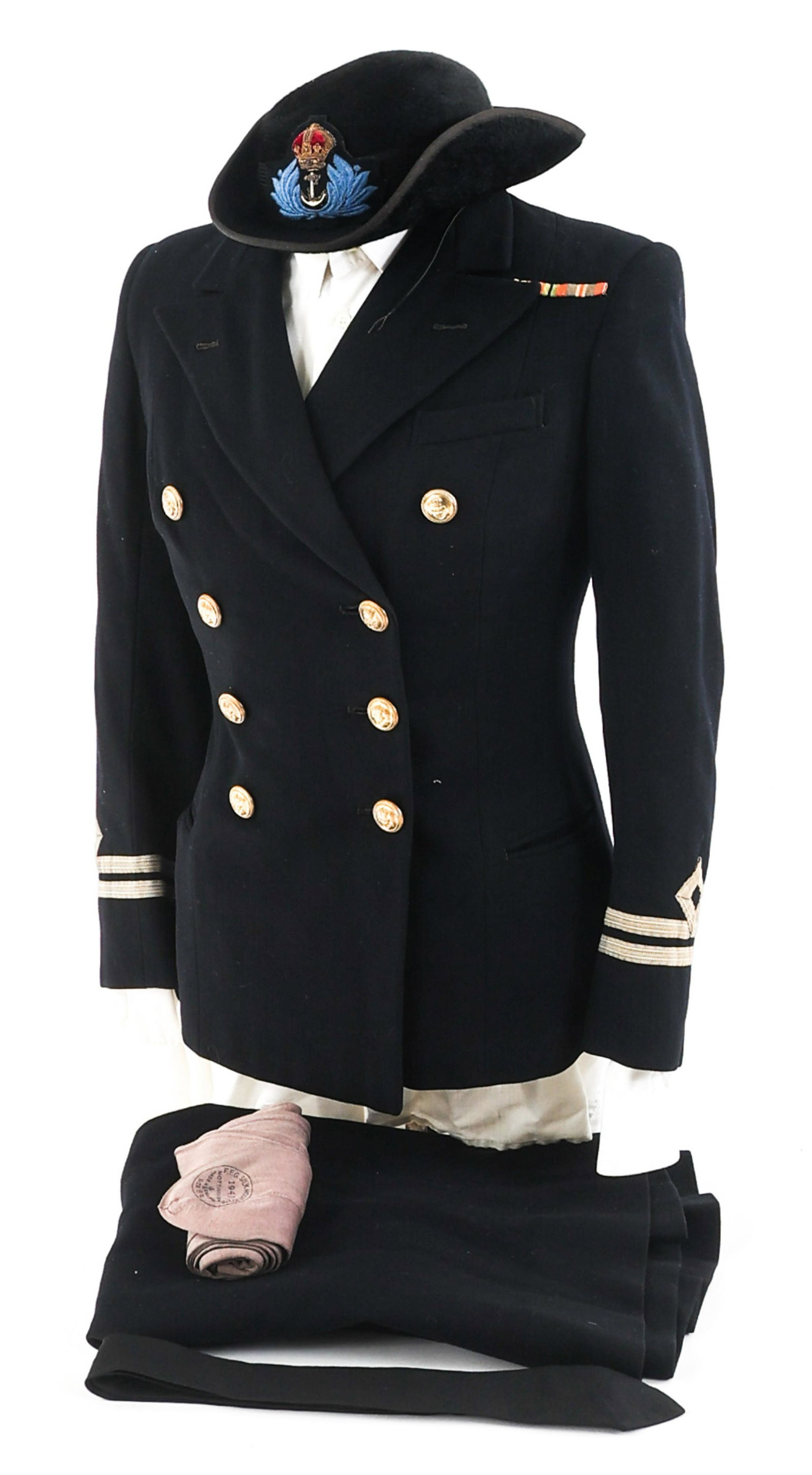 WWII BRITISH WOMENS ROYAL NAVAL SERVICE UNIFORM: WWII BRITISH WOMENS ROYAL NAVAL SERVICE UNIFORM WWII British Women's Royal Naval Service Uniform Complete Set. 3 pocket, navy blue tunic with ribbon bar and 2nd Officer cuff ranks. White shirt, neckti