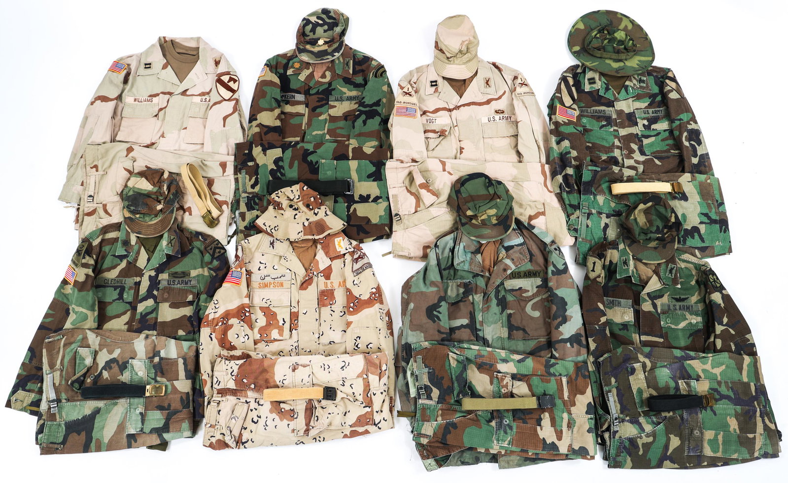 MODERN CONFLICTS US ARMY BDU UNIFORM SETS: MODERN CONFLICTS US ARMY BDU UNIFORM SETS Lot of Assorted Modern Conflicts US Army BDU Uniform Sets. Includes DCU, Woodland, and Chocolate Chip camouflage uniforms. Hats, caps, and web belts. Size: Sm