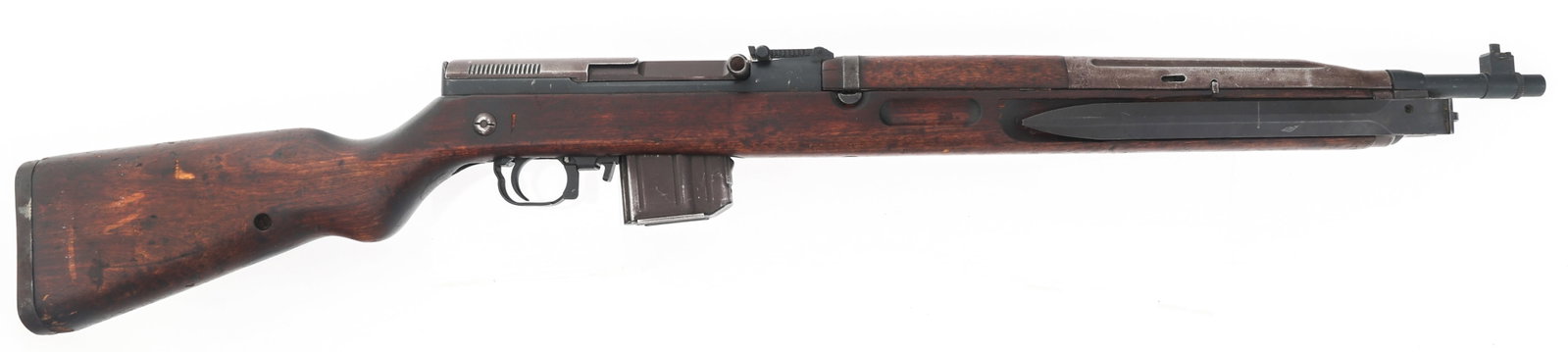 CZECH CZ MODEL 52 7.62x45mm CALIBER RIFLE: CZECH CZ MODEL 52 7.62x45mm CALIBER RIFLE Czech CZ Model 52 7.62x45mm caliber semi automatic rifle. Receiver stamped she 007 56. Blade front sight. Adjustable rear sight. Wood stock. Folding bayonet. 