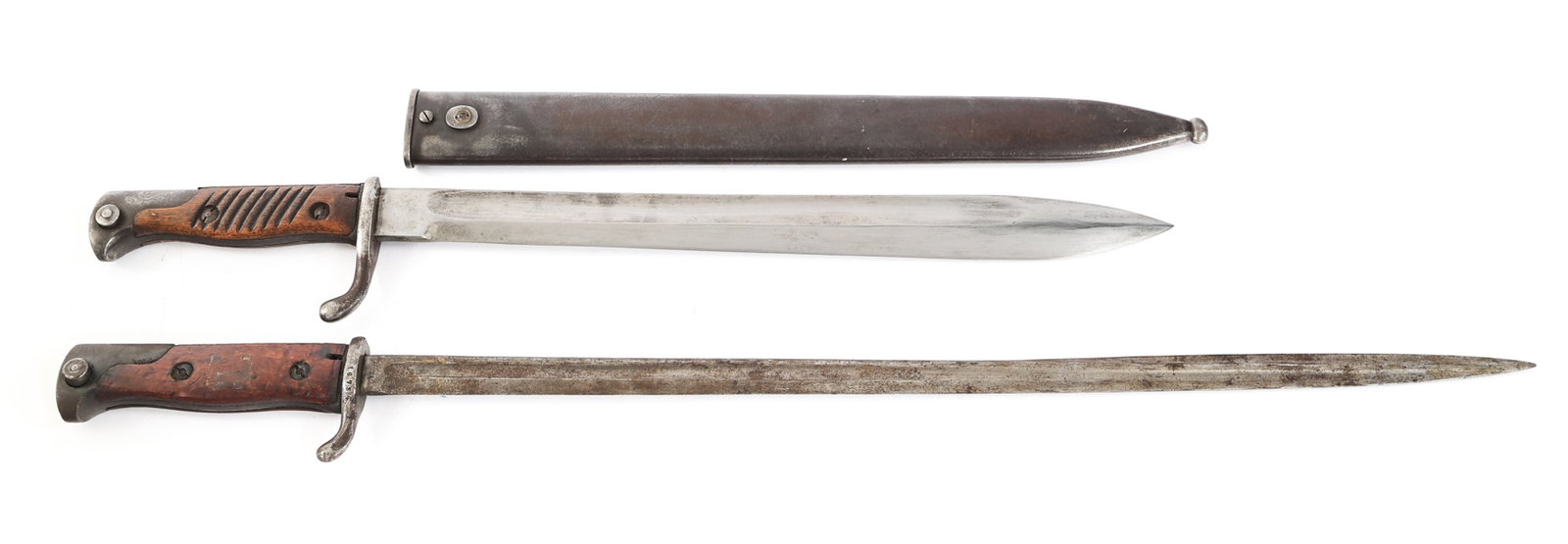 IMPERIAL GERMAN M1898 / 05 & M1898 BAYONET LOT: IMPERIAL GERMAN M1898 / 05 & M1898 BAYONET LOT Lot of 2 Imperial German M1898 / 05 Butcher and M1898 Bayonets. (1) M1898 / 05 Butcher Bayonet. Single edged, bright blade with fuller. Maker mark of Dur