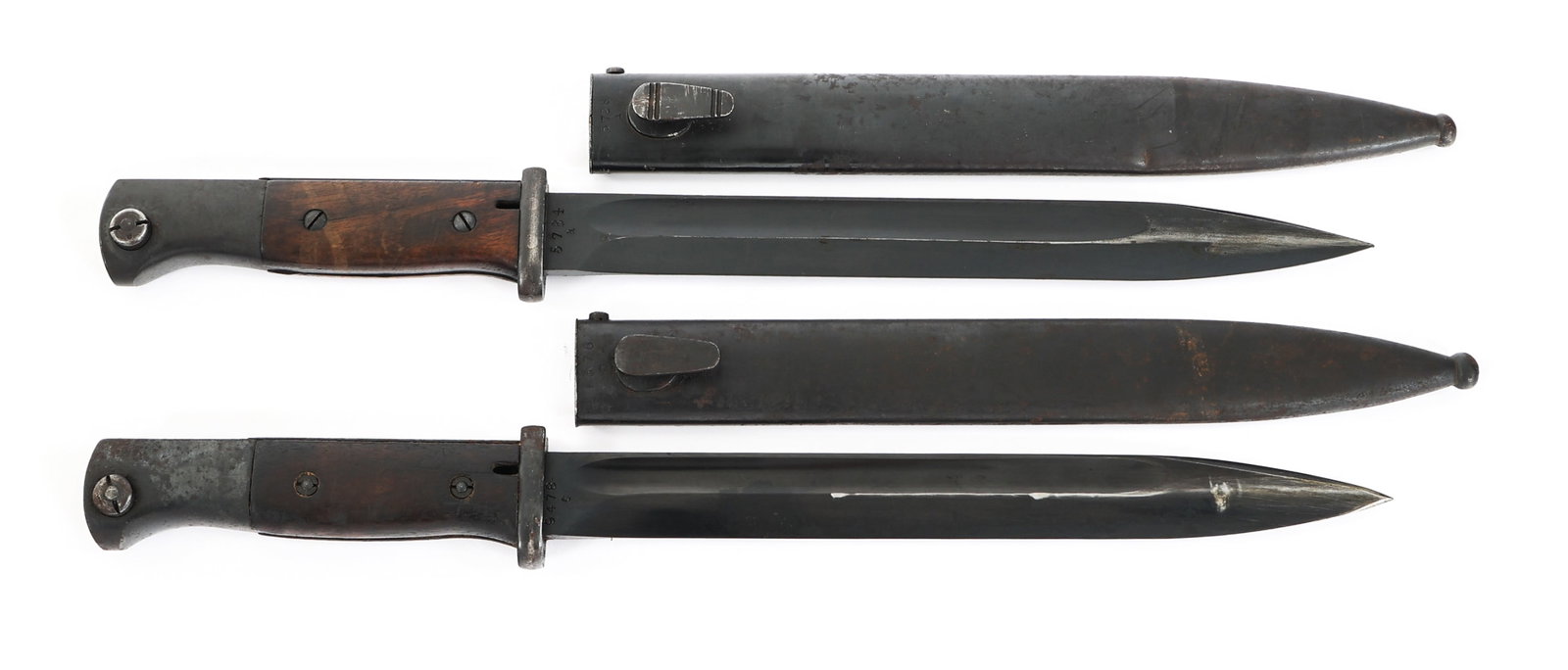 WWII GERMAN K98 COMBAT BAYONET LOT OF 2: WWII GERMAN K98 COMBAT BAYONET LOT OF 2 Lot of 2 WWII German K98 Combat Bayonets. (1) K98 German combat bayonet. Single edged, blued blade with fuller. "S/184G" marked on one side of the ricasso and "