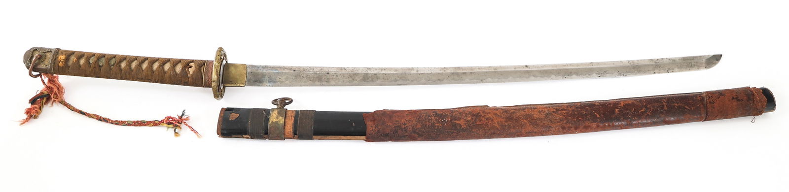 WWII JAPANESE ARMY OFFICER TYPE 98 SHIN GUNTO: WWII JAPANESE ARMY OFFICER TYPE 98 SHIN GUNTO WWII Japanese Army Officer Type 98 Shin Gunto Sword. Single edged, curved blade. Gunome style Hamon. Decorated brass habaki, Tsuba and Fuchi. Steel / iron