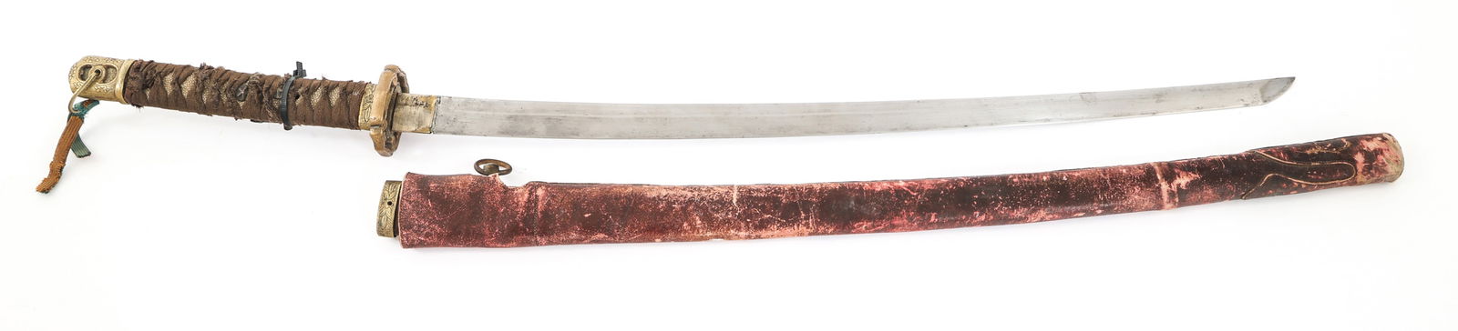 WWII JAPANESE ARMY OFFICER TYPE 98 SHIN GUNTO: WWII JAPANESE ARMY OFFICER TYPE 98 SHIN GUNTO WWII Imperial Japanese Army Officer Shin Gunto Sword. Single edged, curved, bright blade. No visible Hamon. Brass habaki, Tsuba, Seppas and Fuchi. Unsigne